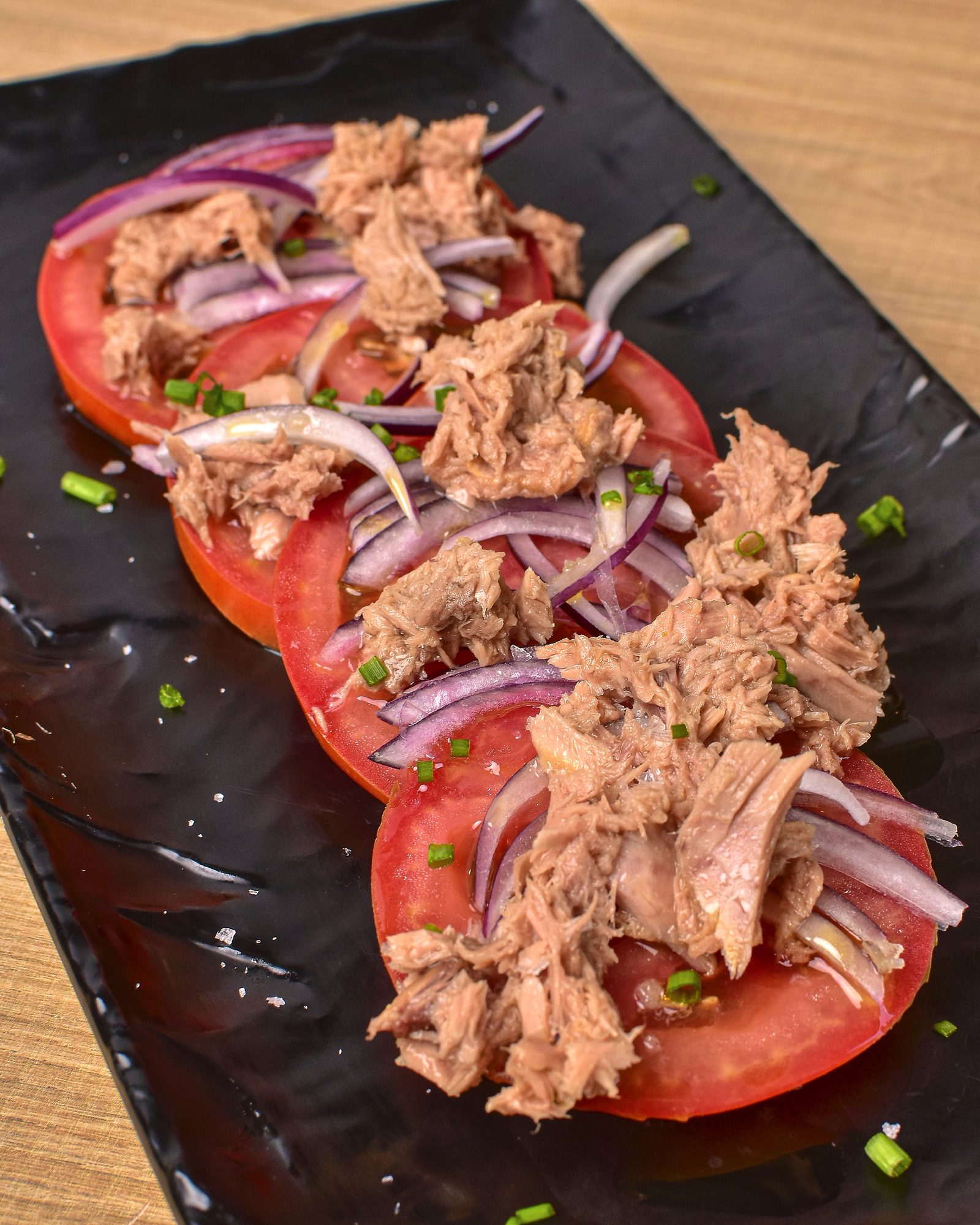 Ensalada de tomate rosa